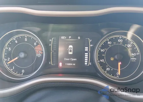 2017 Jeep Cherokee Latitude 4X4 из США, поврежденный, VIN 1C4PJMCB7HW665728